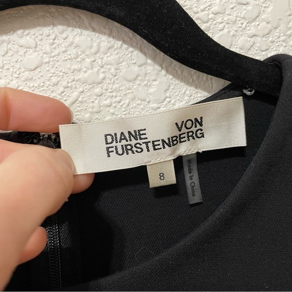 Diane Von Furstenberg Colorblock Midi Dress - Picture 3 of 5